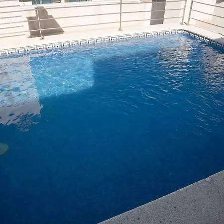 Cal Lipolis Apartment *