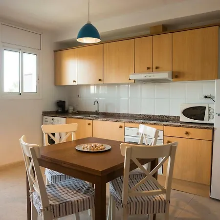 Cal Lipolis Apartment